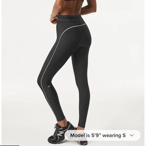 ALO Airlift High-Waist Suit Up Black Leggings with White Trim